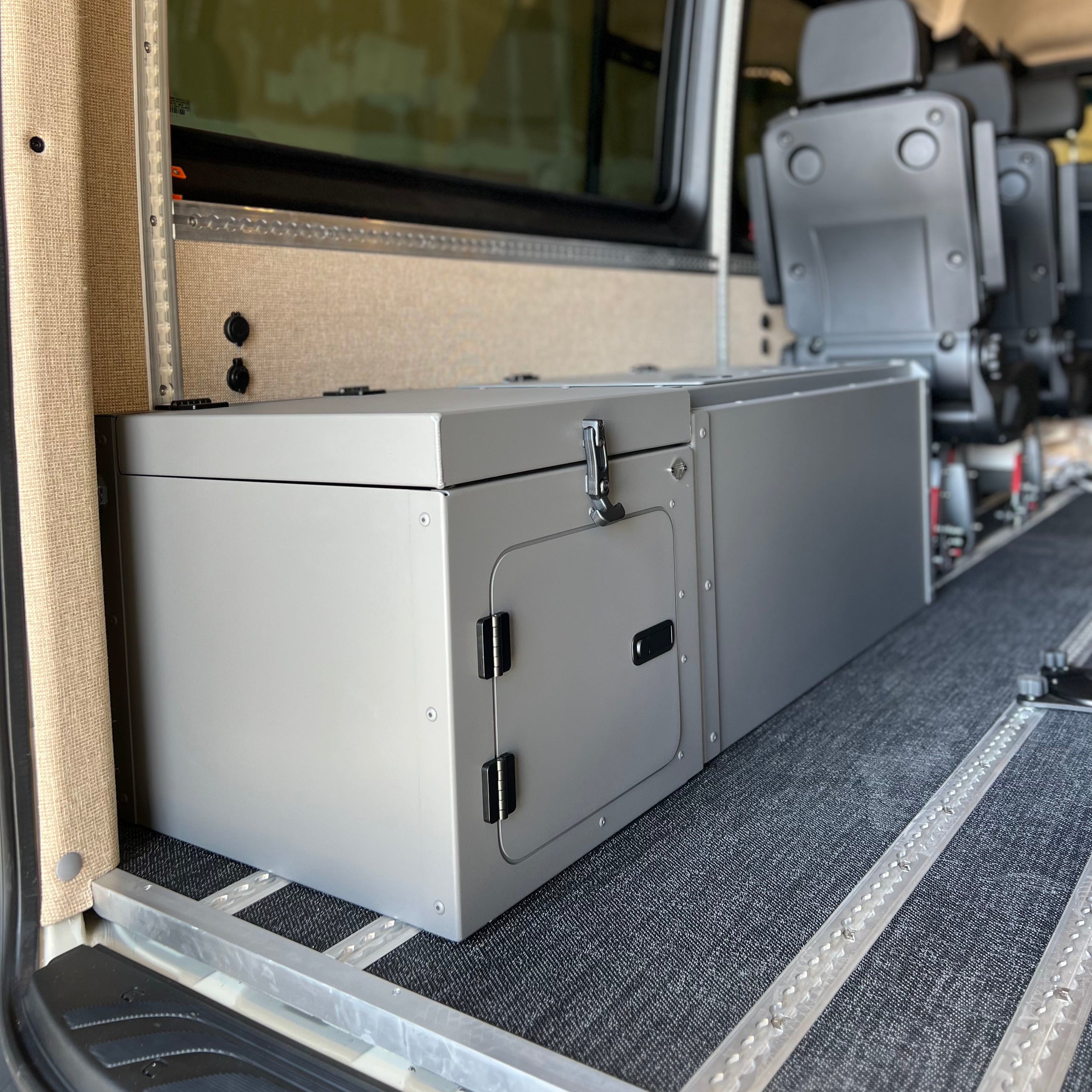 Camper Toilet / Storage Box, Extra seat Campervan / Caravan – GT